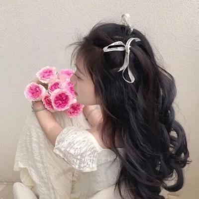 嘲笑的淑女